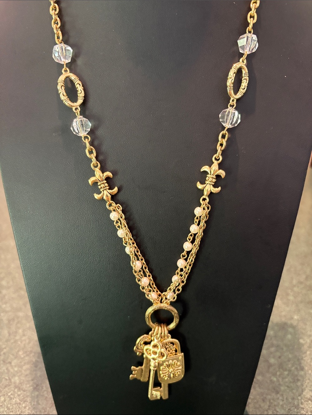 Fleur de Lis & lock n key necklace set